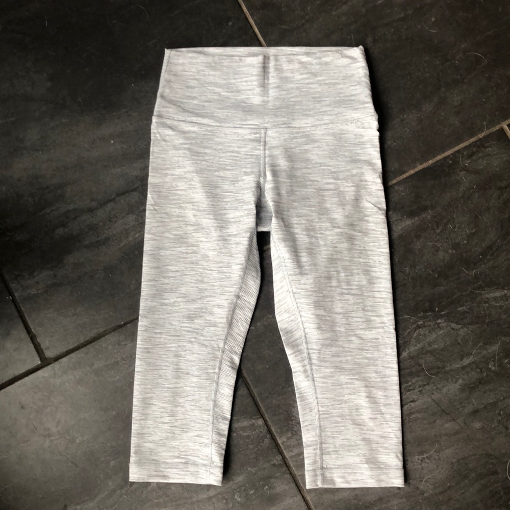 Lululemon crop leggings
